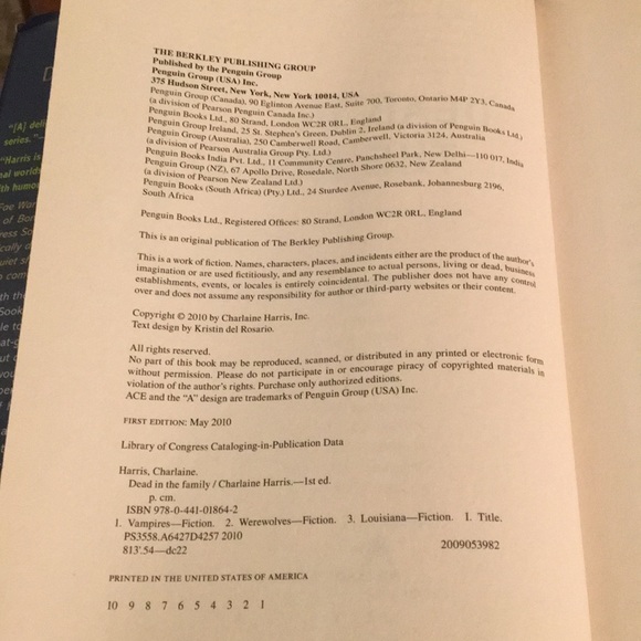 Hard bound “Dead in the Family” 1st Edition - Picture 2 of 4